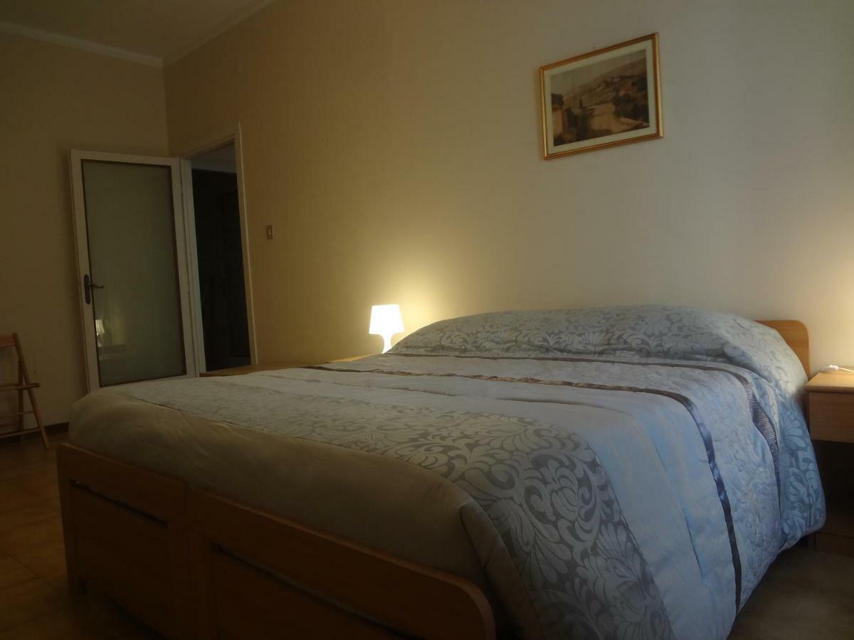 Accademia Apartment Ливорно Екстериор снимка