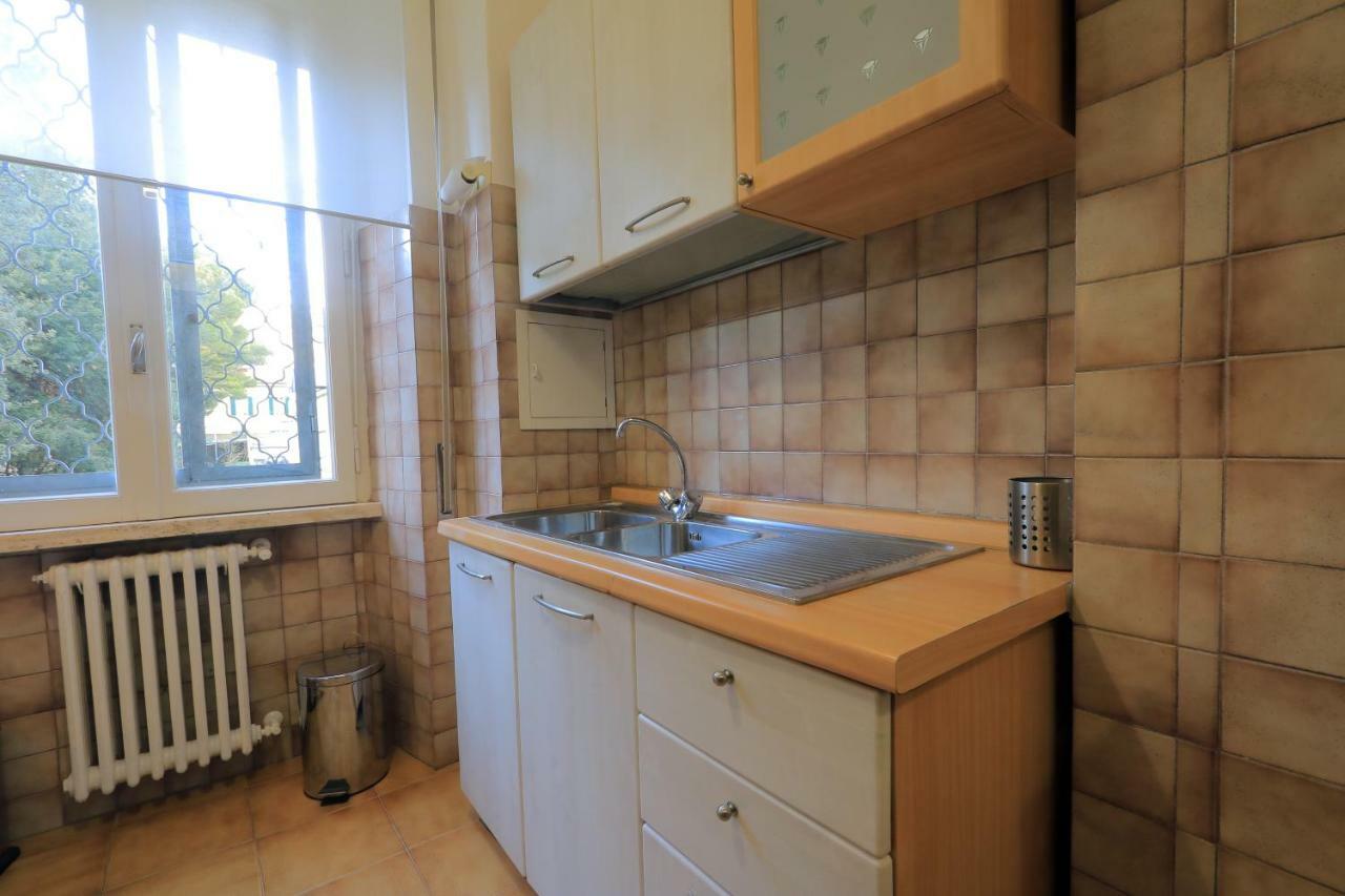 Accademia Apartment Ливорно Екстериор снимка